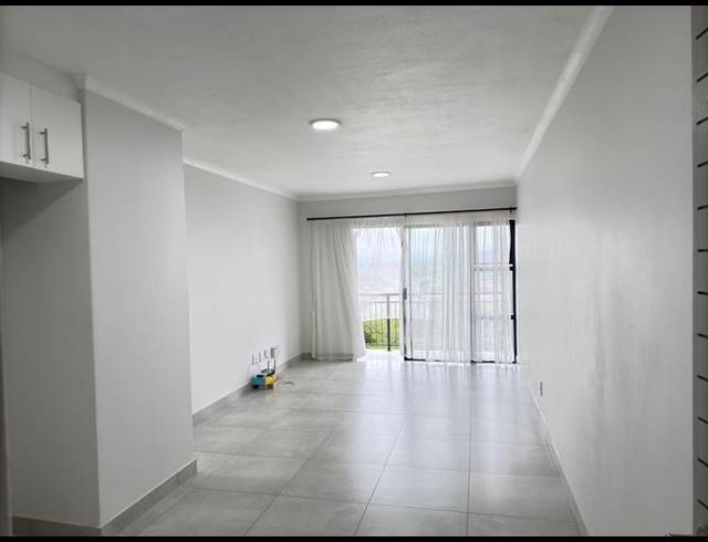 2 BEDROOM PROPERTY TO RENT IN LINCOLN MEADE